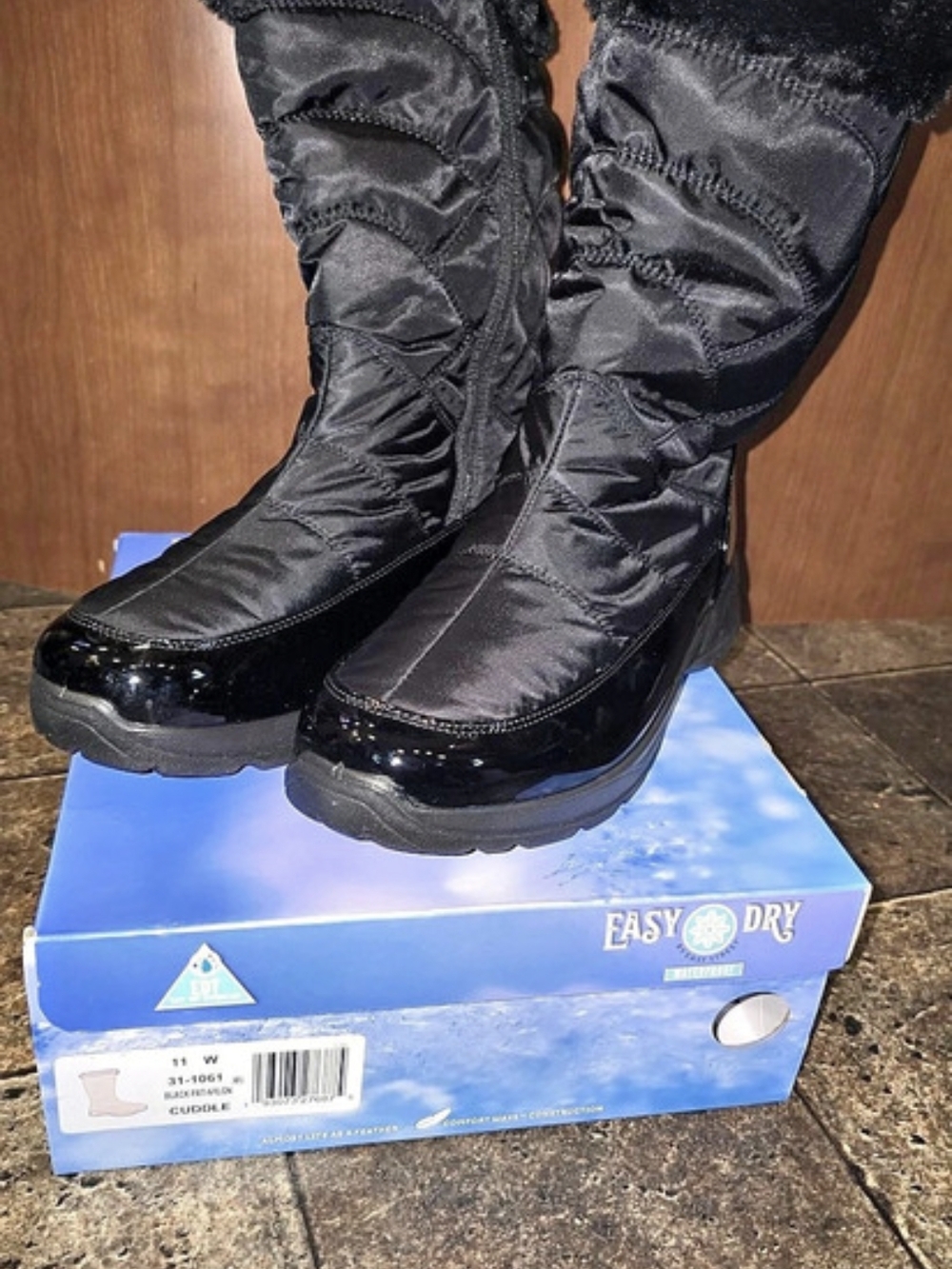 Easy Street Cuddle Easy Dry Waterproof Boots Black Brand NEW, Great For Winter!